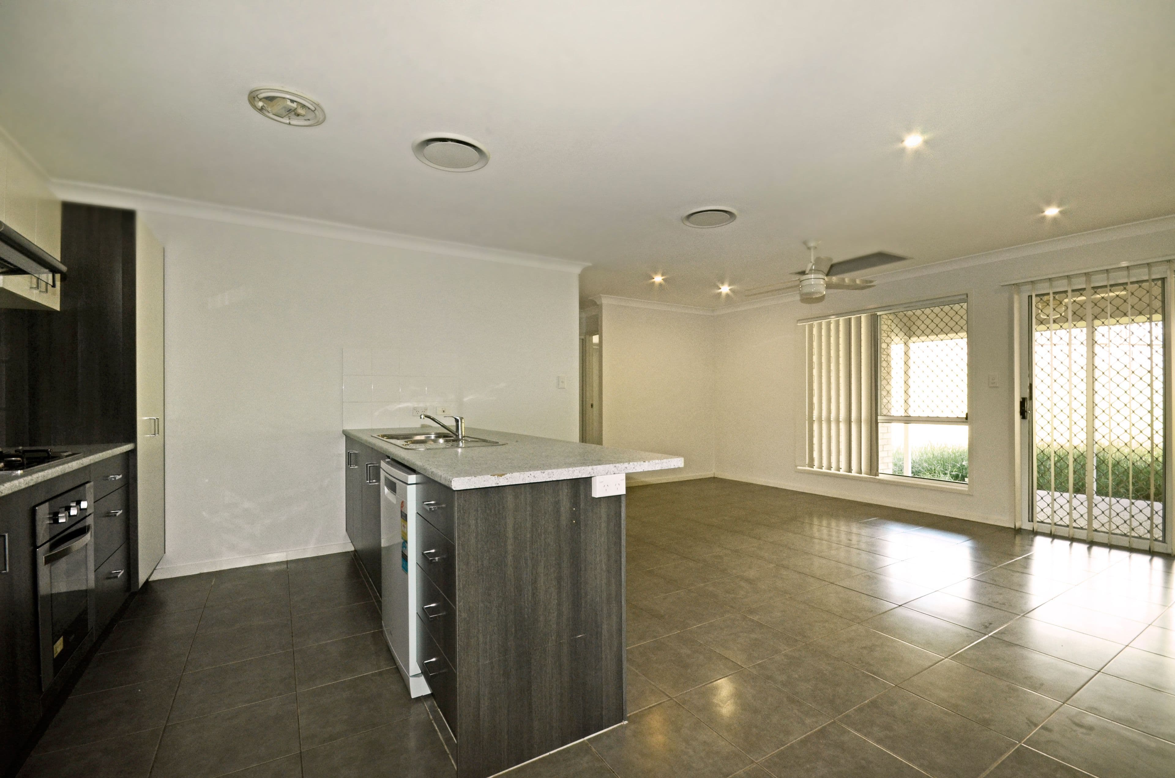 28 Panorama Drive, Biloela QLD 4715, Biloela - Thumbnail 3