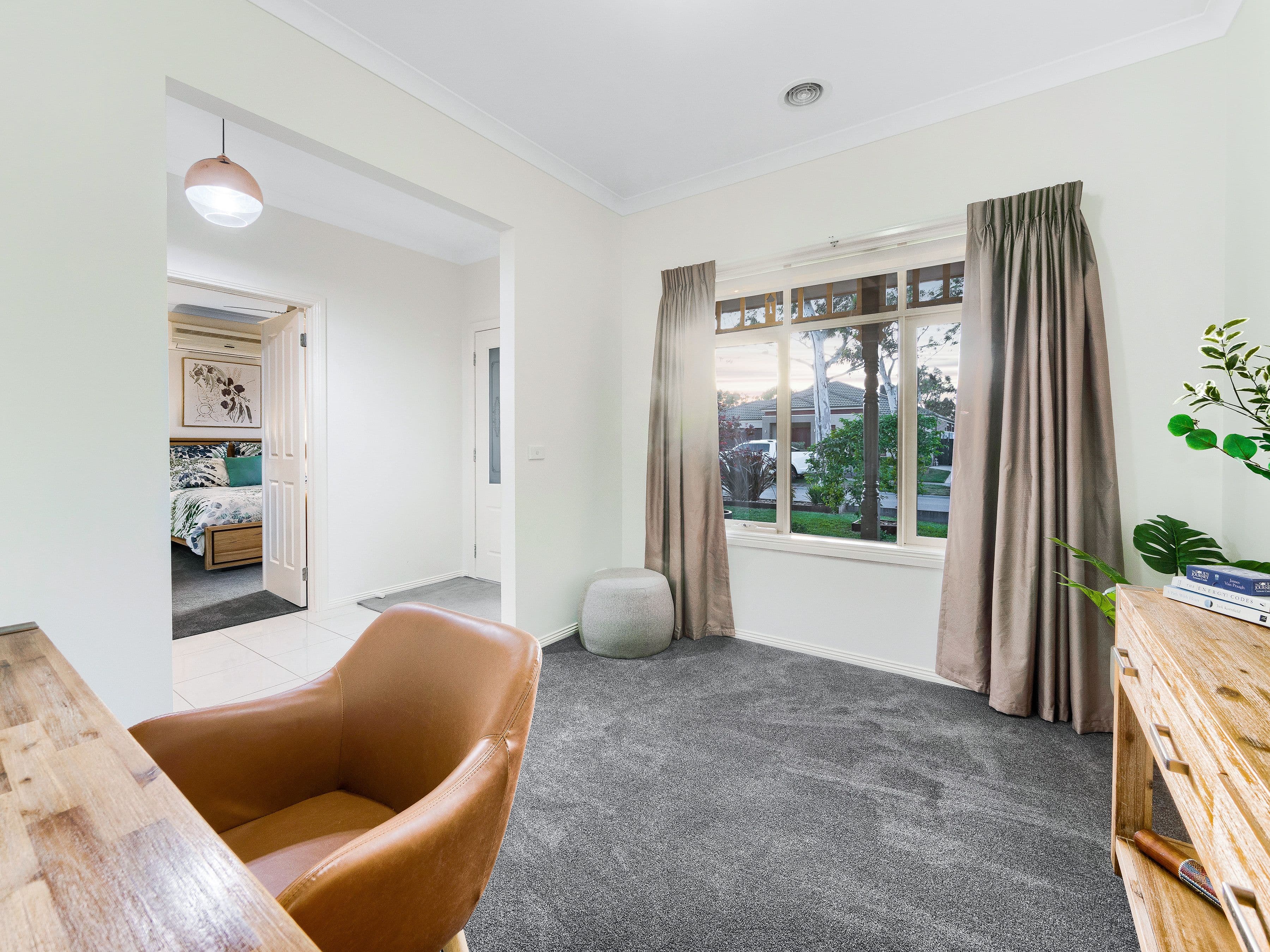 8 Chamberlain Street, Cranbourne East VIC 3977, Cranbourne East - Thumbnail 3