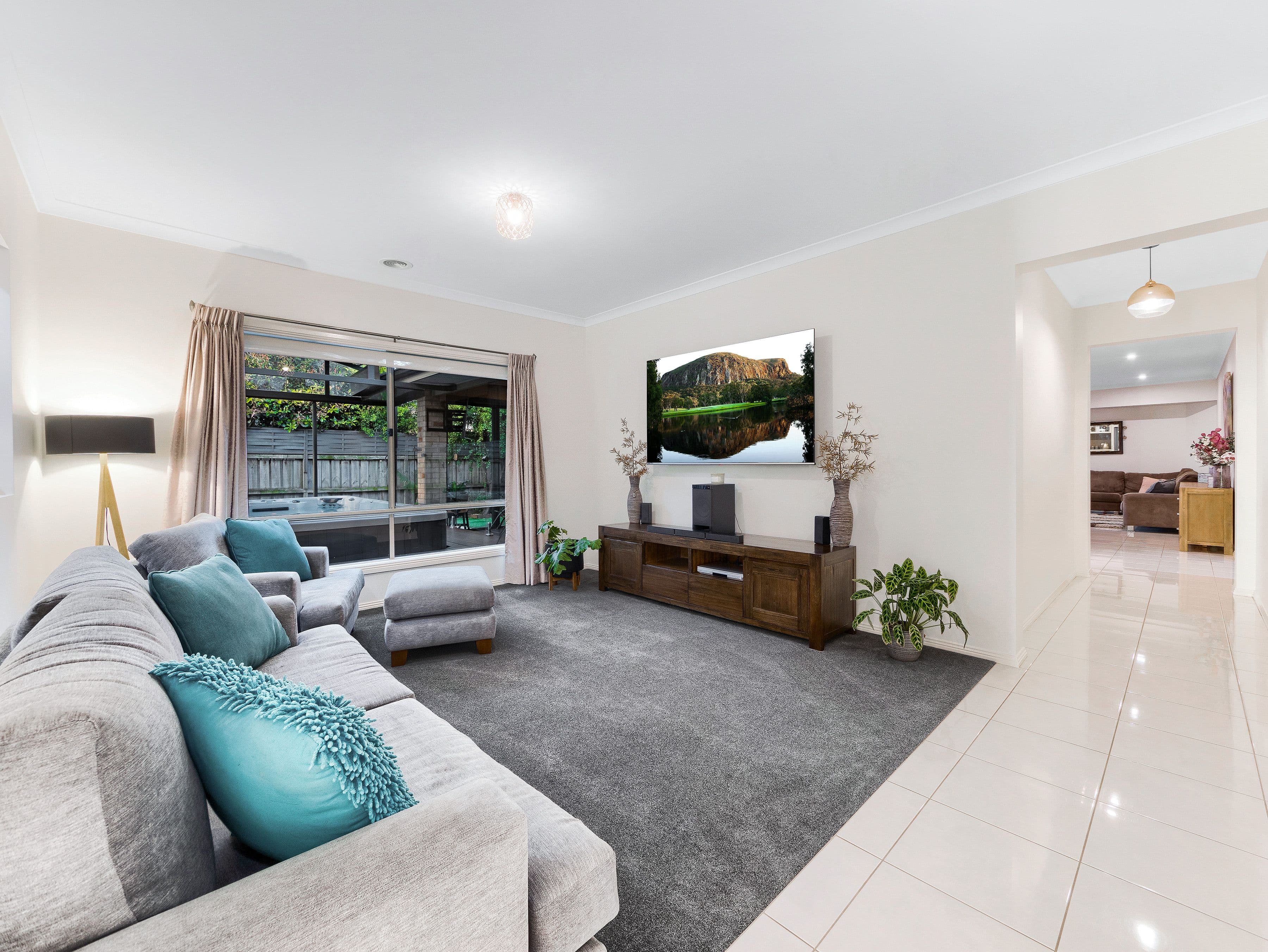 8 Chamberlain Street, Cranbourne East VIC 3977, Cranbourne East - Thumbnail 5