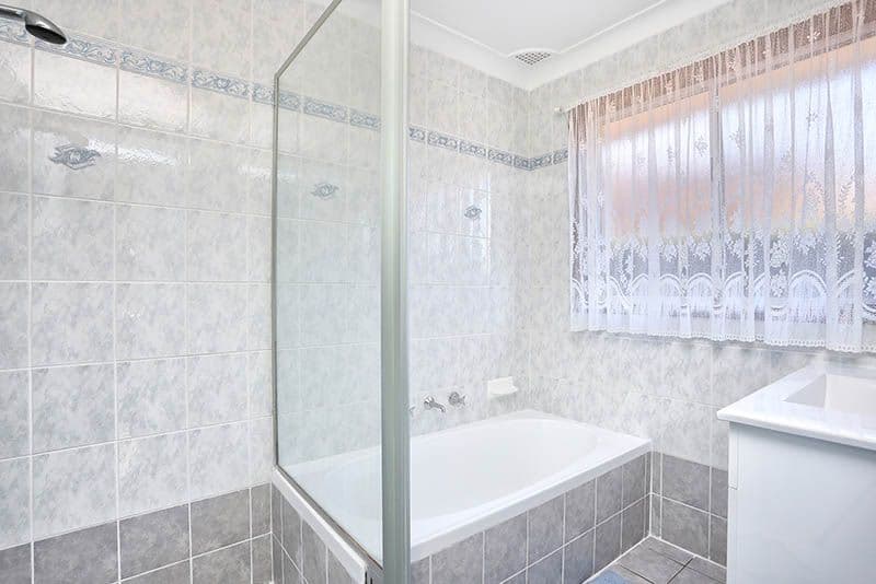 66 Tuncurry Street, Bossley Park - Thumbnail 6