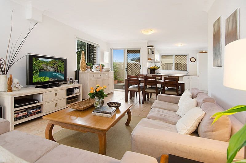45 Morris Street, WOOLOOWIN QLD 4030, Wooloowin - Thumbnail 2