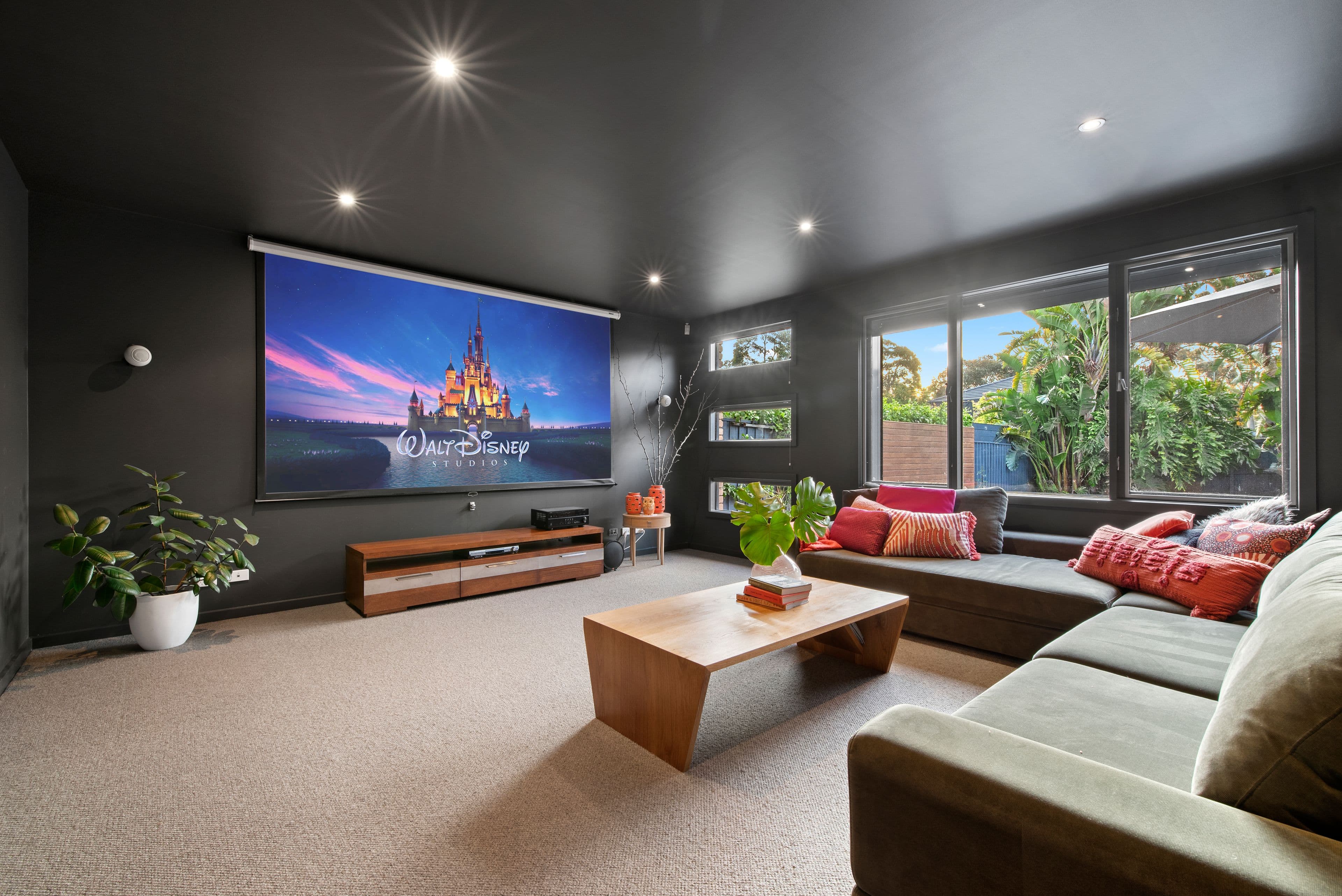 10 Trafford Court, Wheelers Hill VIC 3150, Wheelers Hill - Thumbnail 7