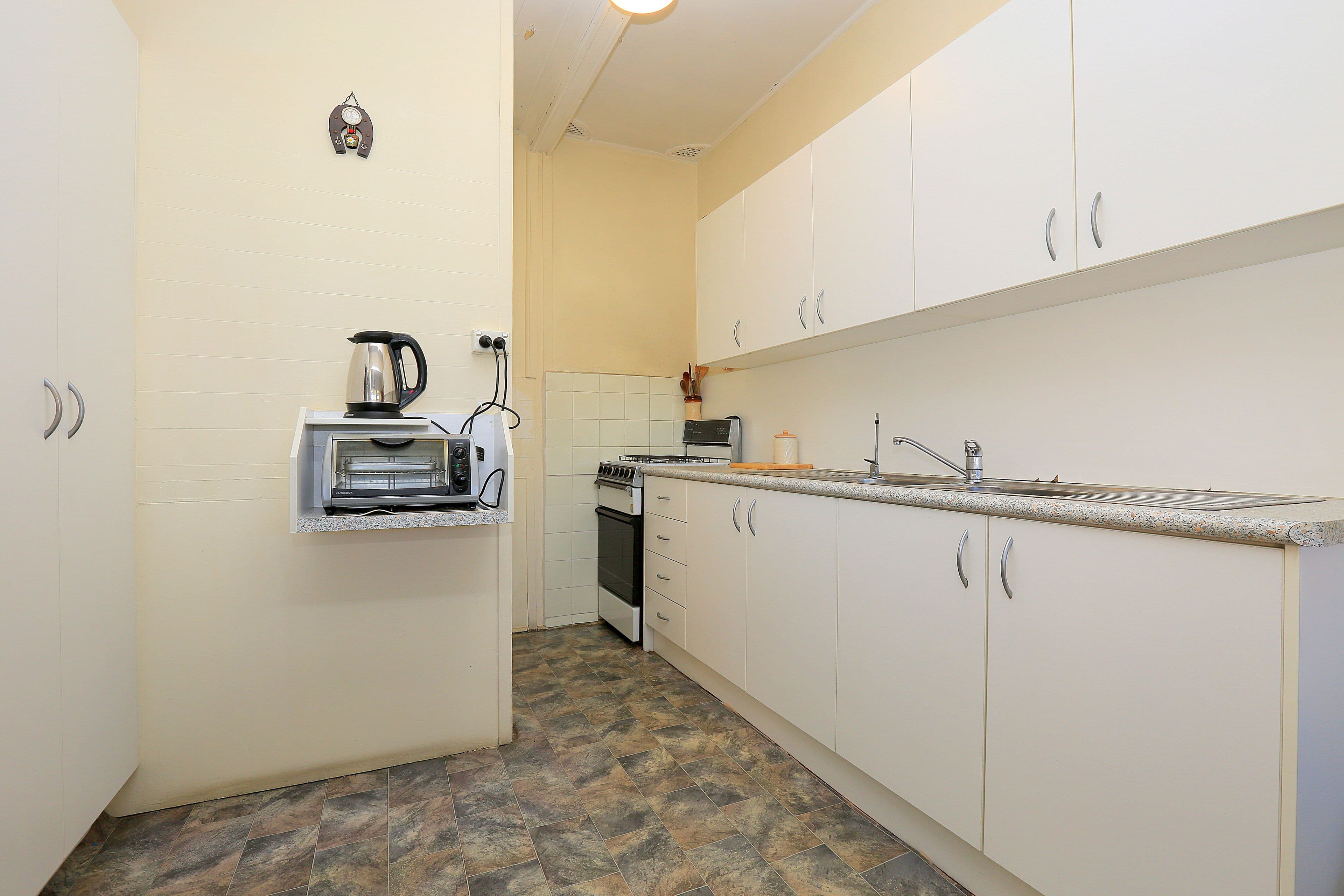 160 Wilbur Street, Greenacre - Thumbnail 4