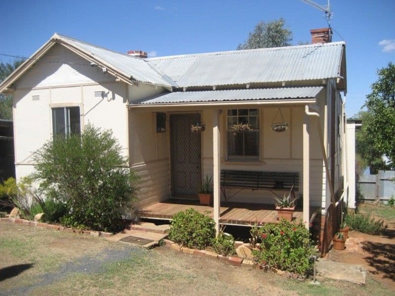 54 Edwards Street, YOUNG NSW 2594, Young - Image 1