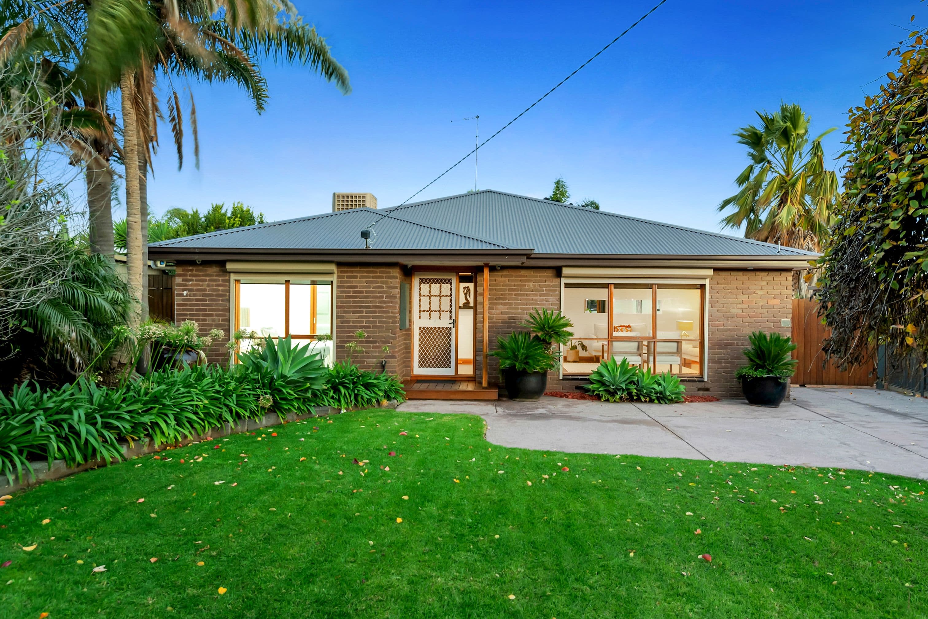 3 Harper Close, Craigieburn VIC 3064, Craigieburn - Image 1