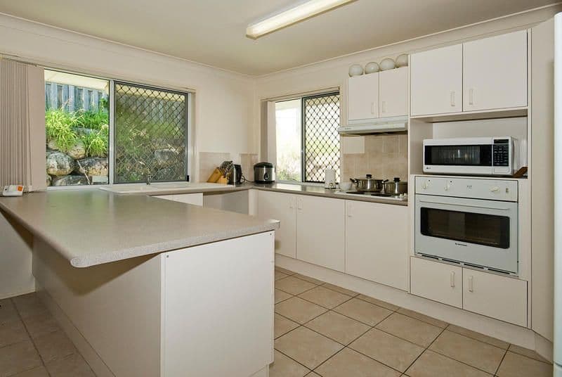 13 Freeman Place, Calamvale QLD 4116, Calamvale - Thumbnail 2