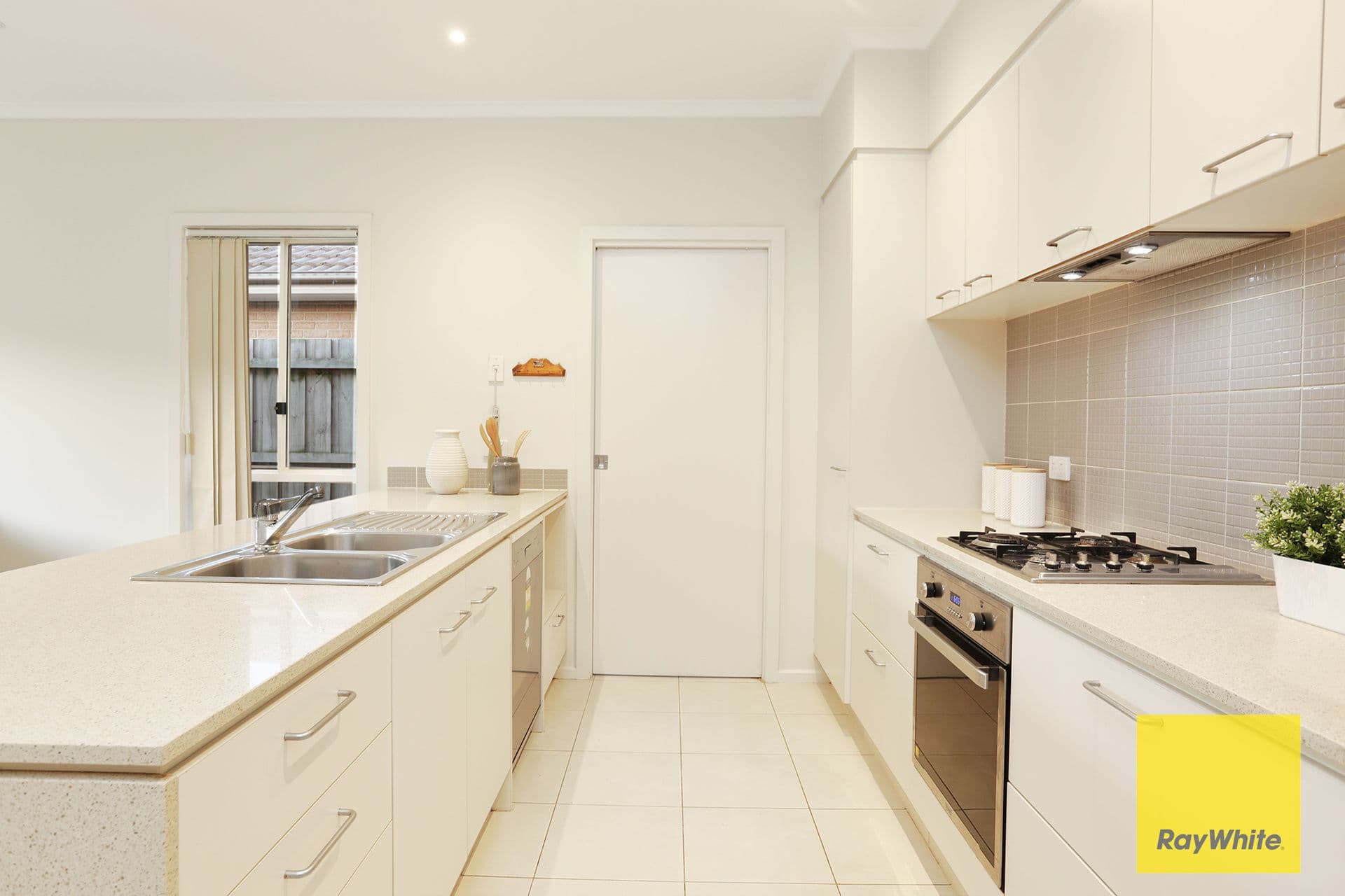 30 Parkwood Terrace, Point Cook VIC 3030, Point Cook - Thumbnail 6