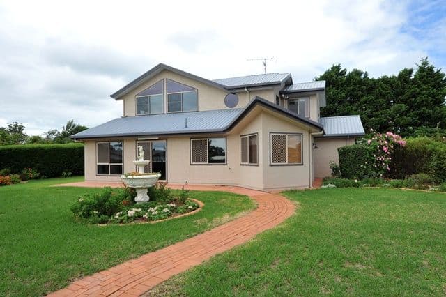 2 Sunflower Close, MIDDLE RIDGE QLD 4350, Middle Ridge - Image 1