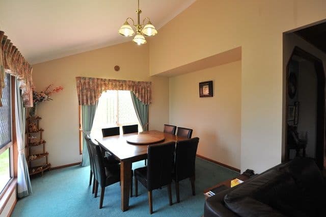 2 Sunflower Close, MIDDLE RIDGE QLD 4350, Middle Ridge - Thumbnail 6