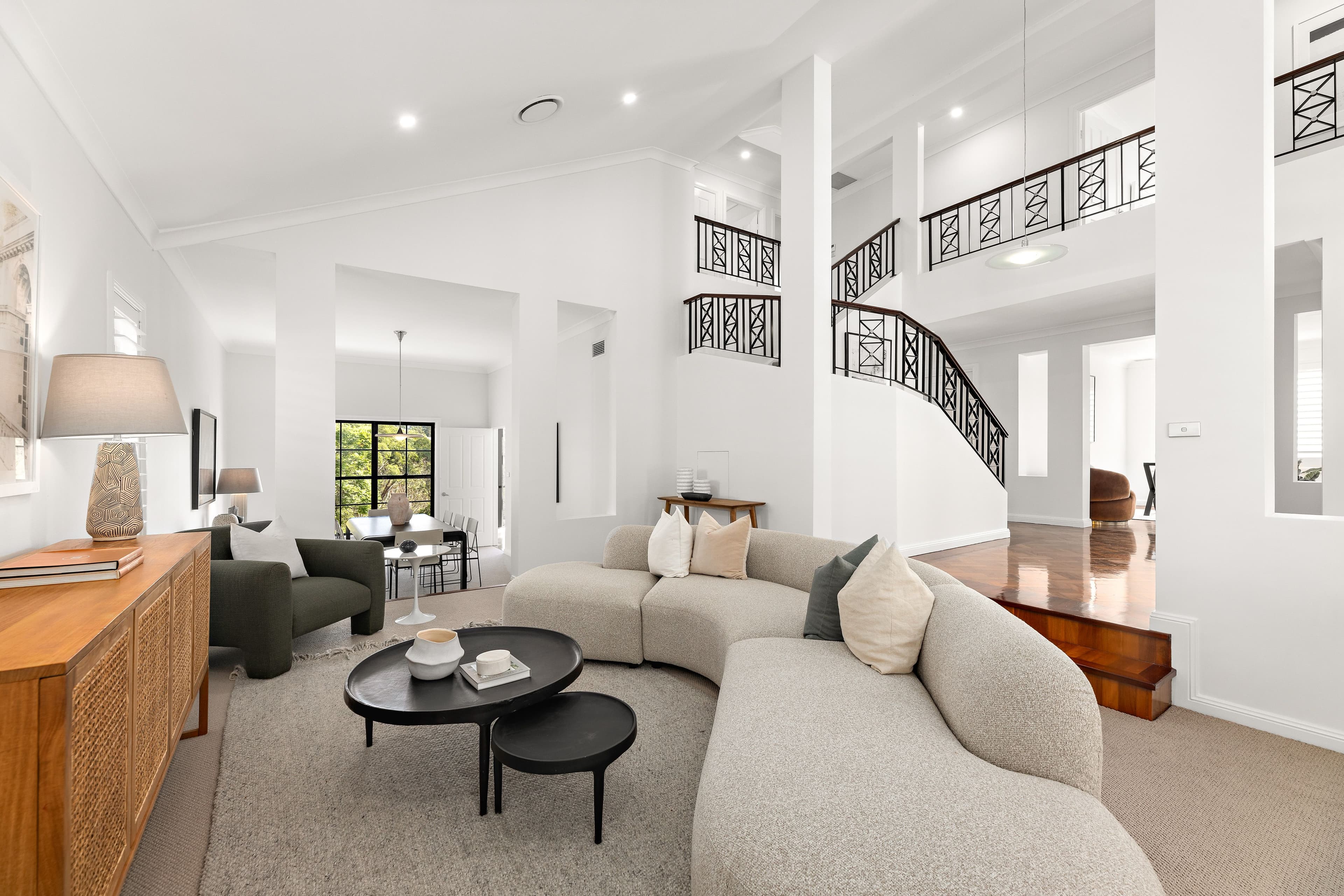 5 Karangi Place, Illawong NSW 2234, Illawong - Thumbnail 2