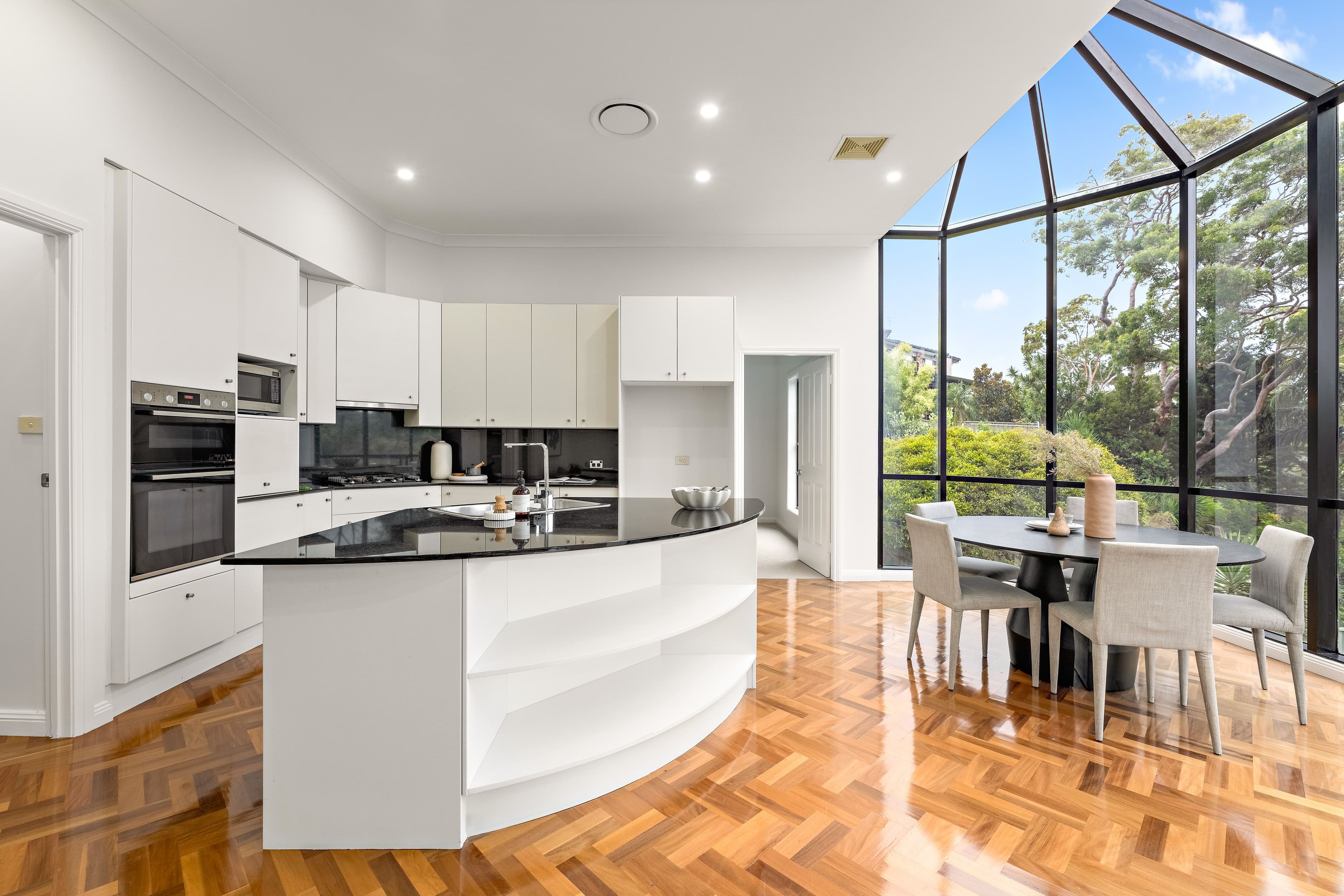 5 Karangi Place, Illawong NSW 2234, Illawong - Thumbnail 5