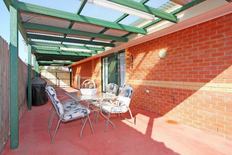 12 Gilroy Crescent, MILL PARK VIC 3082, Mill Park - Thumbnail 7