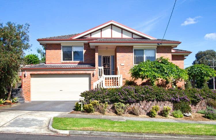 17 Illoura Street, WATSONIA VIC 3087, Watsonia - Image 1