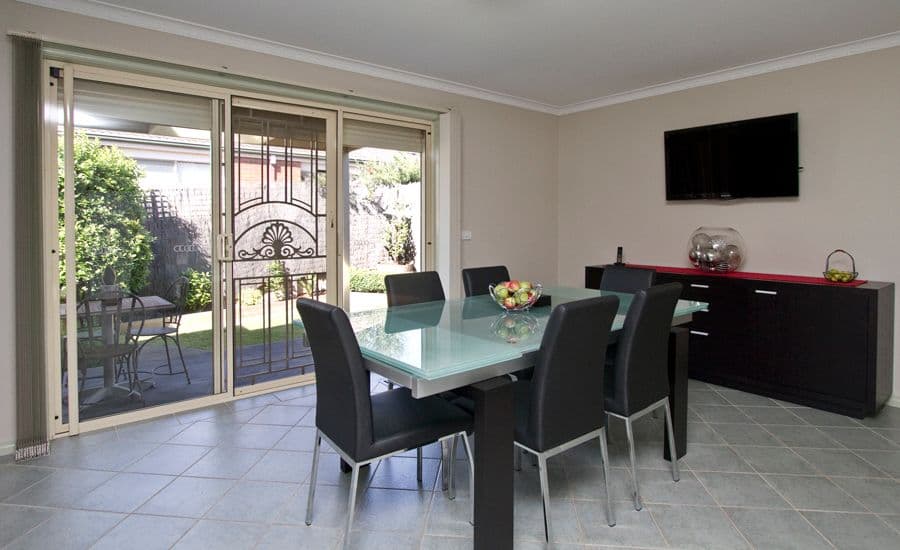 17 Illoura Street, WATSONIA VIC 3087, Watsonia - Thumbnail 5