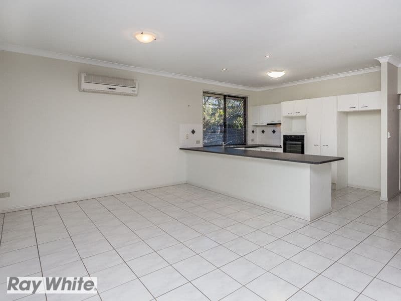 73 Cottonwood Circuit, NORTH LAKES QLD 4509, North Lakes - Thumbnail 4