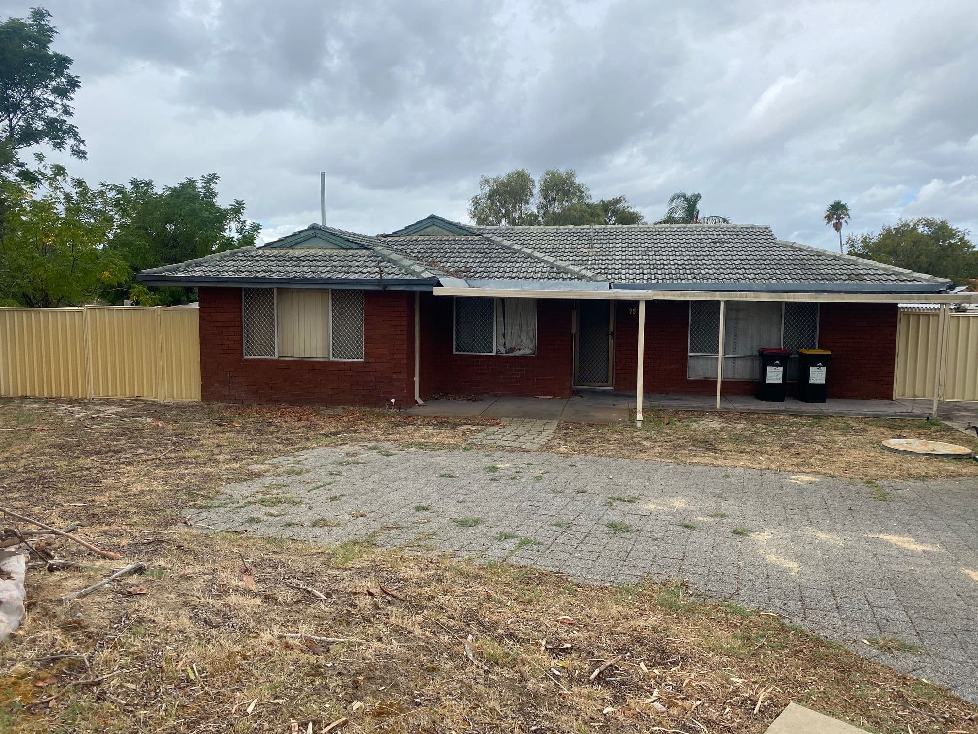 25 Waratah Drive, Camillo WA 6111, Camillo - Image 1