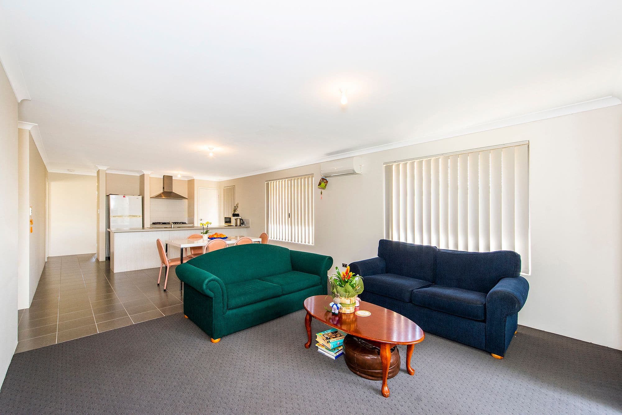 25 Waratah Drive, Camillo WA 6111, Camillo - Thumbnail 4
