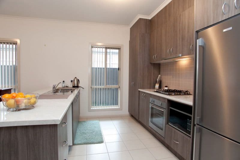 26 Middlesborough Drive, CRAIGIEBURN VIC 3064, Craigieburn - Thumbnail 8