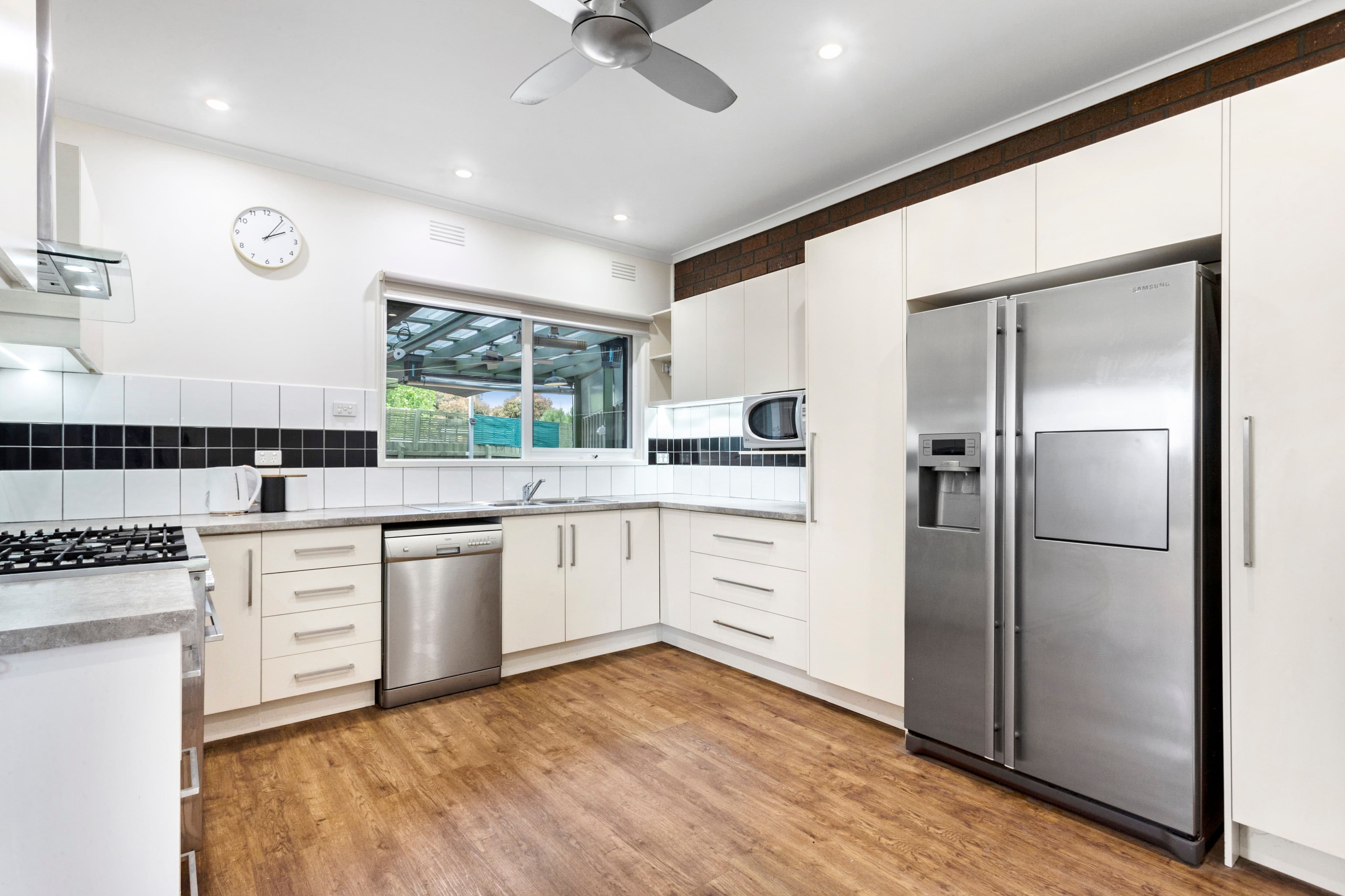 40 Virginia Crescent, Bundoora VIC 3083, Bundoora - Thumbnail 2