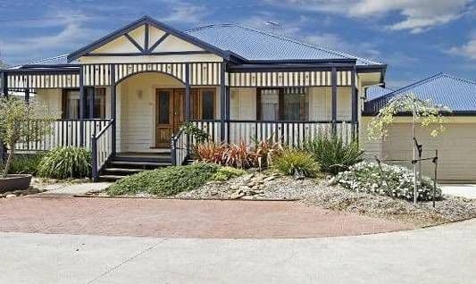 23 Cedarville Close, HIGHTON VIC 3216, Highton - Image 1