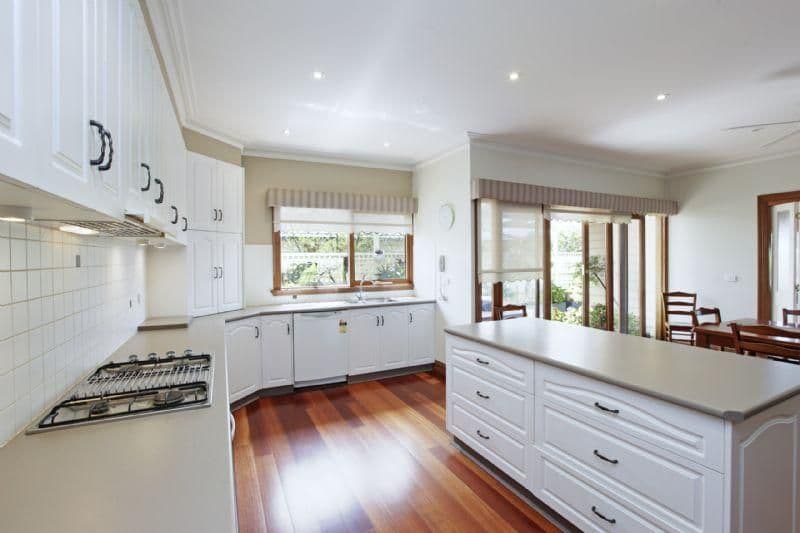 23 Cedarville Close, HIGHTON VIC 3216, Highton - Thumbnail 3