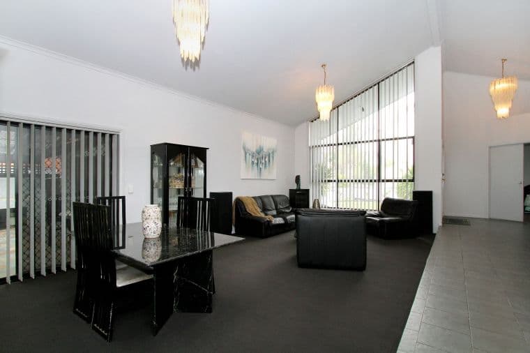9 Randell Court, MILL PARK VIC 3082, Mill Park - Thumbnail 2