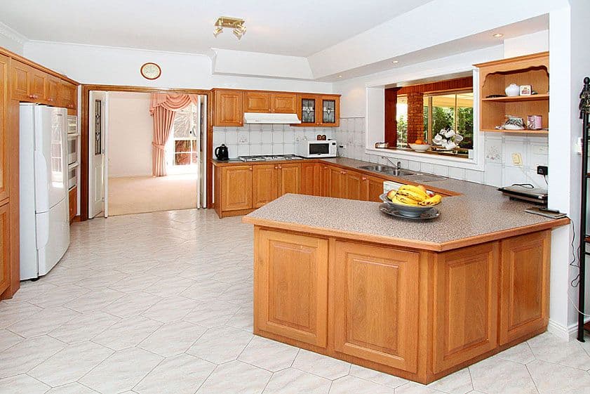 26 Friendship Avenue, MILL PARK VIC 3082, Mill Park - Thumbnail 2