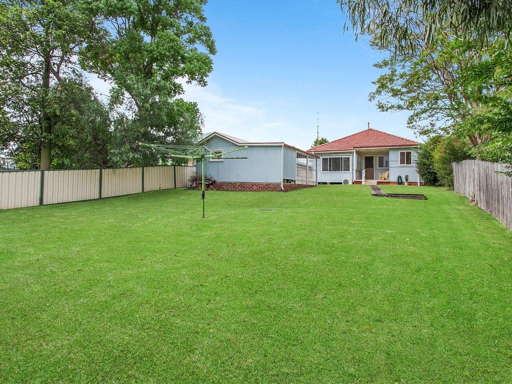38 Collaery Road, Russell Vale - Image 1