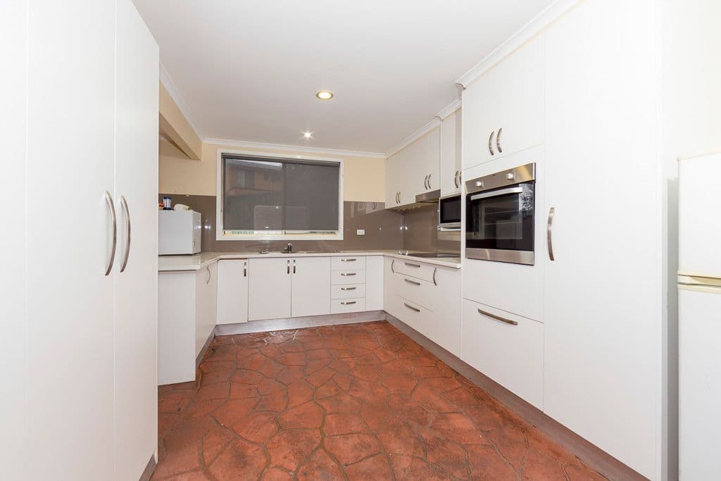41 Tasman Street, Surf Beach - Thumbnail 5