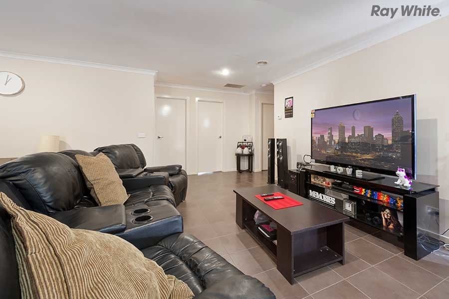 33 Nighthawk Road, Tarneit VIC 3029, Tarneit - Thumbnail 3