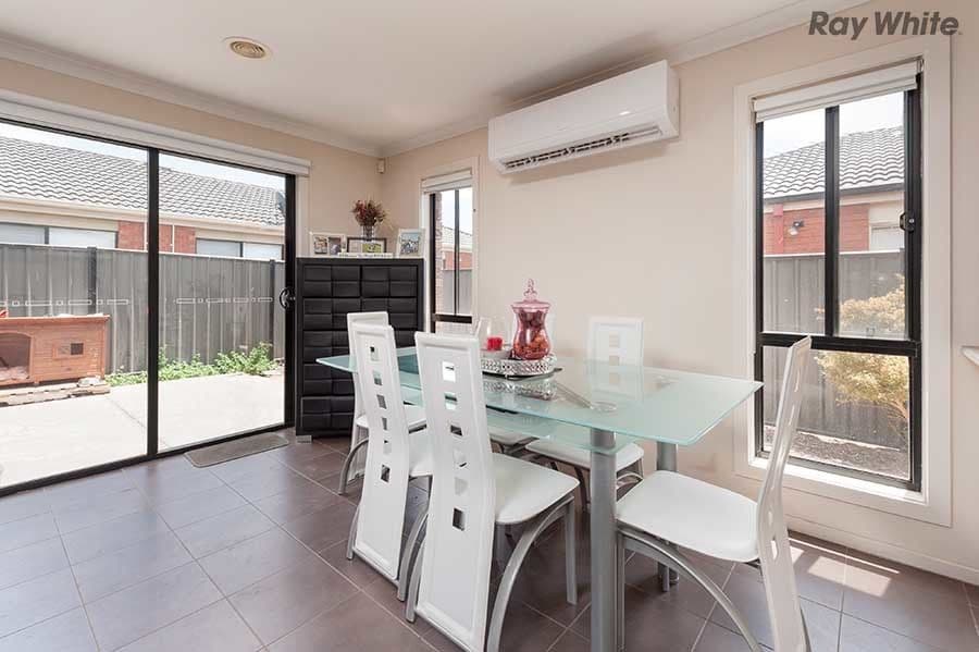 33 Nighthawk Road, Tarneit VIC 3029, Tarneit - Thumbnail 4
