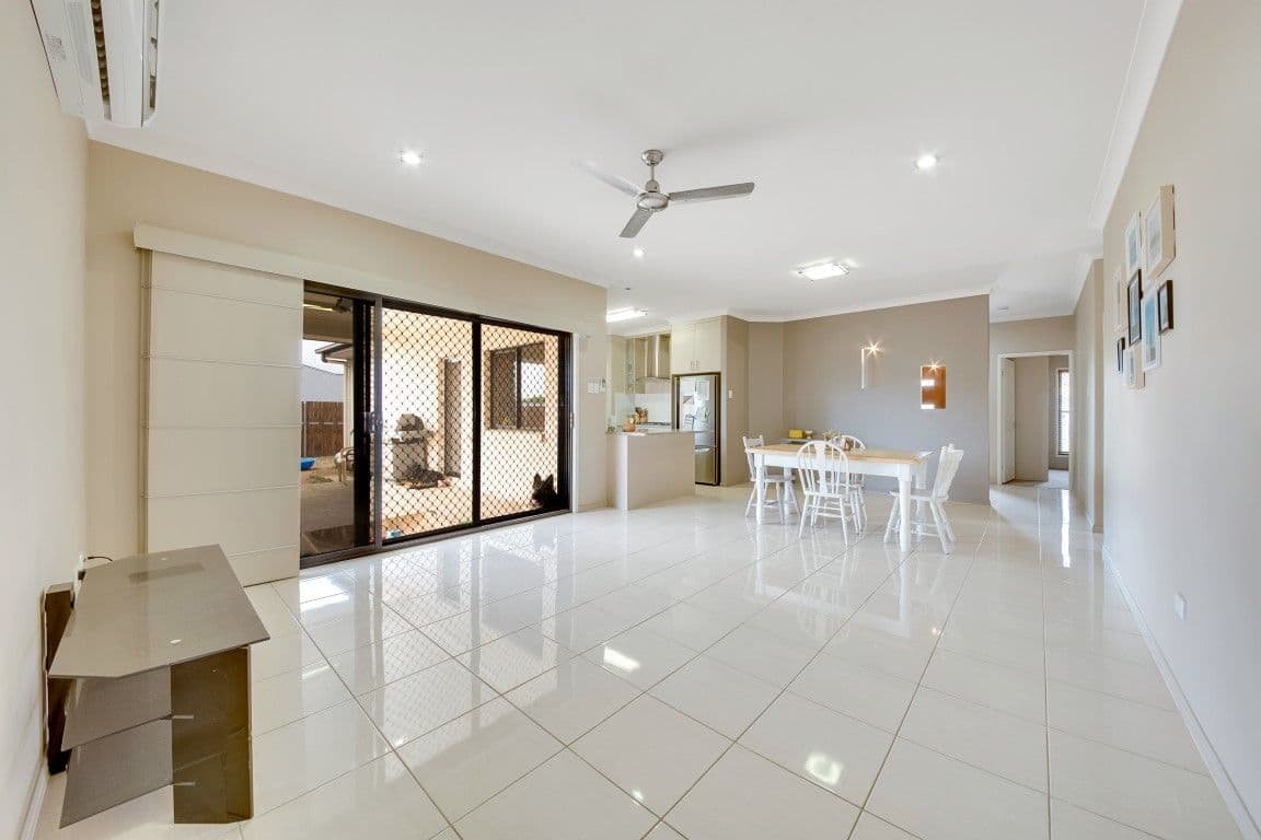 12 Clarendon Street, Clinton QLD 4680, Clinton - Thumbnail 4