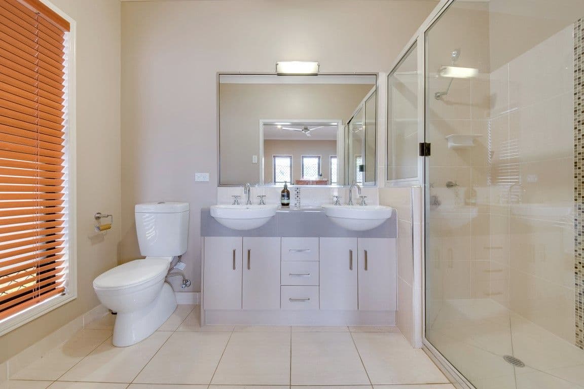 12 Clarendon Street, Clinton QLD 4680, Clinton - Thumbnail 7