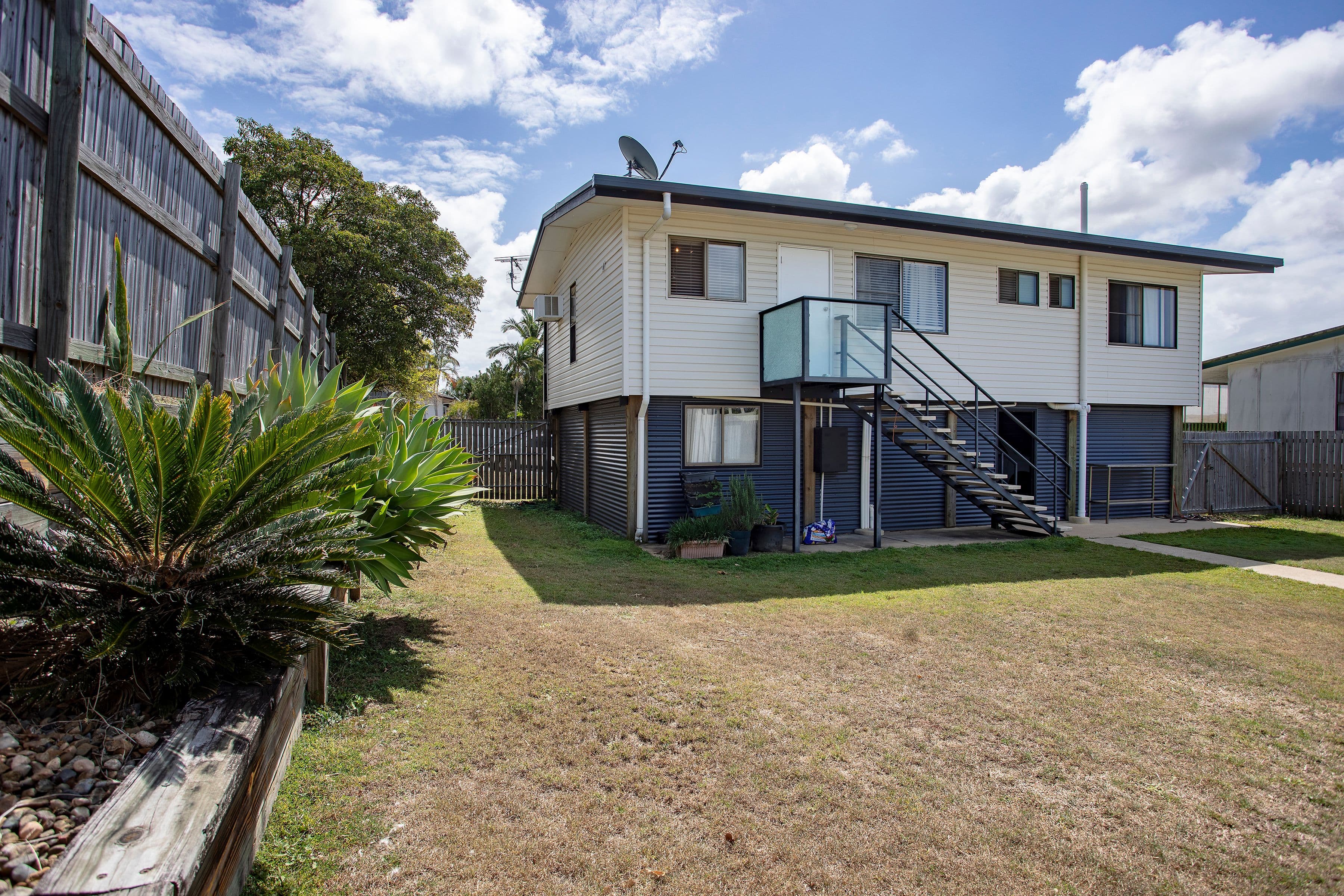 32 Pioneer Street, Mount Pleasant QLD 4740, Mount Pleasant - Thumbnail 2