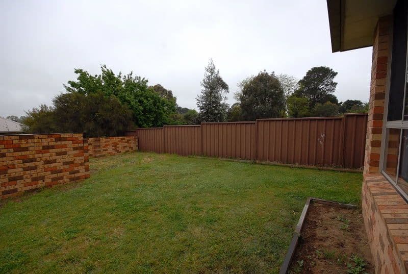 12 Coronation Avenue, BRAIDWOOD NSW 2622, Braidwood - Thumbnail 4