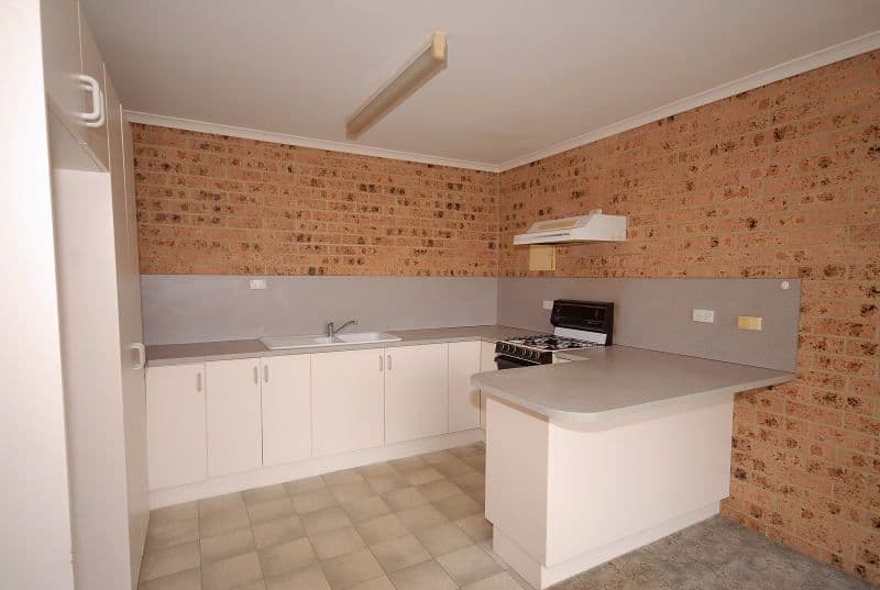 12 Coronation Avenue, BRAIDWOOD NSW 2622, Braidwood - Thumbnail 6