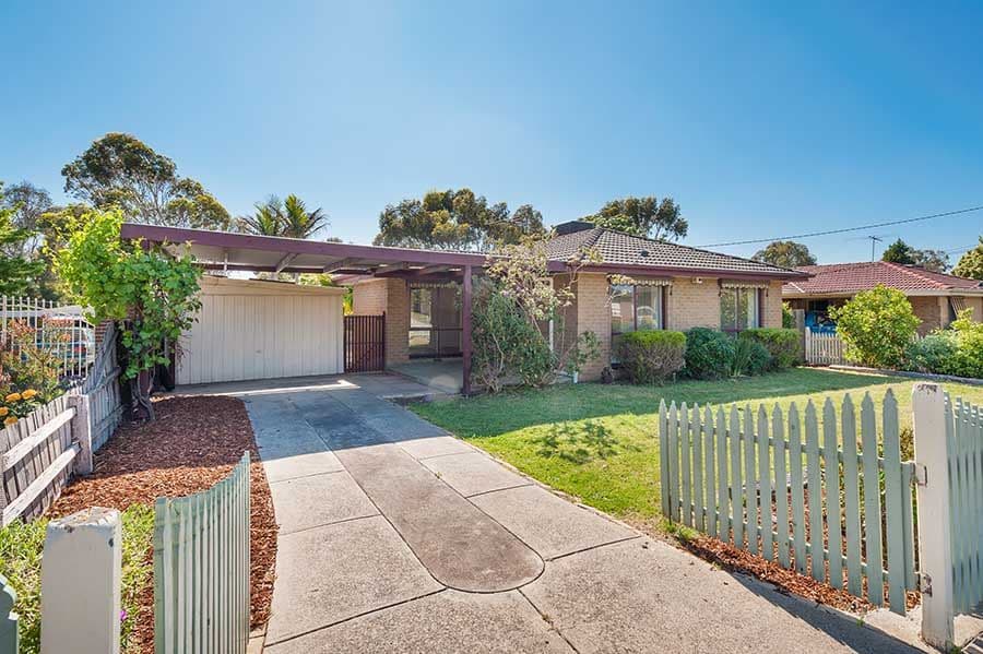 5 Mitford Crescent, Craigieburn VIC 3064, Craigieburn - Thumbnail 2
