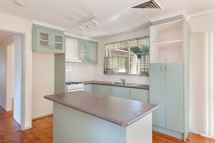 5 Mitford Crescent, Craigieburn VIC 3064, Craigieburn - Thumbnail 3