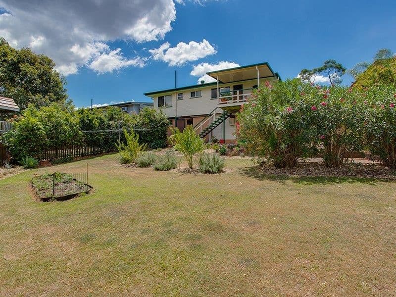 5 Bursaria Court, Everton Hills QLD 4053, Everton Hills - Thumbnail 3