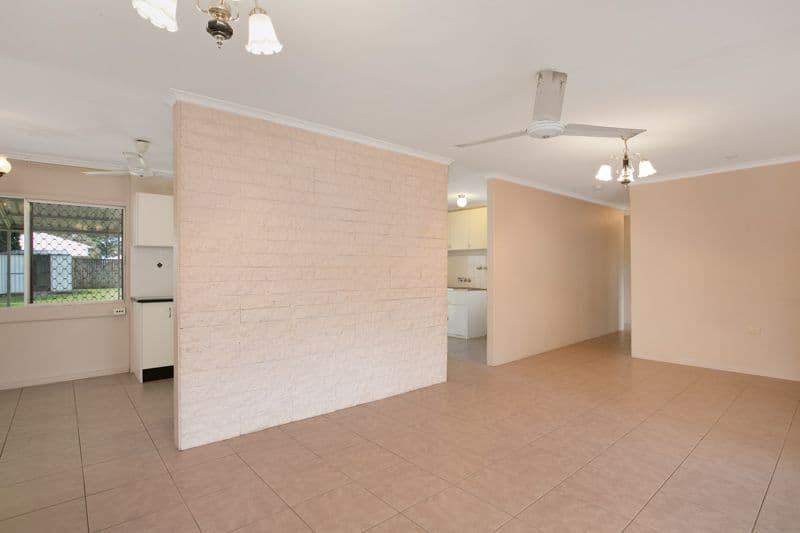 76 Wilks Street, BUNGALOW QLD 4870, Bungalow - Thumbnail 4