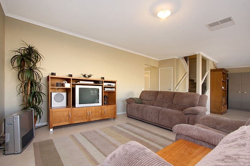 15 Chelmsford Street, CRAIGMORE SA 5114, Craigmore - Thumbnail 5