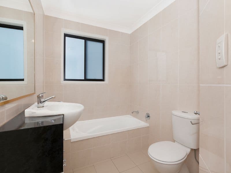 46 Cunningham Street, TARINGA QLD 4068, Taringa - Thumbnail 6
