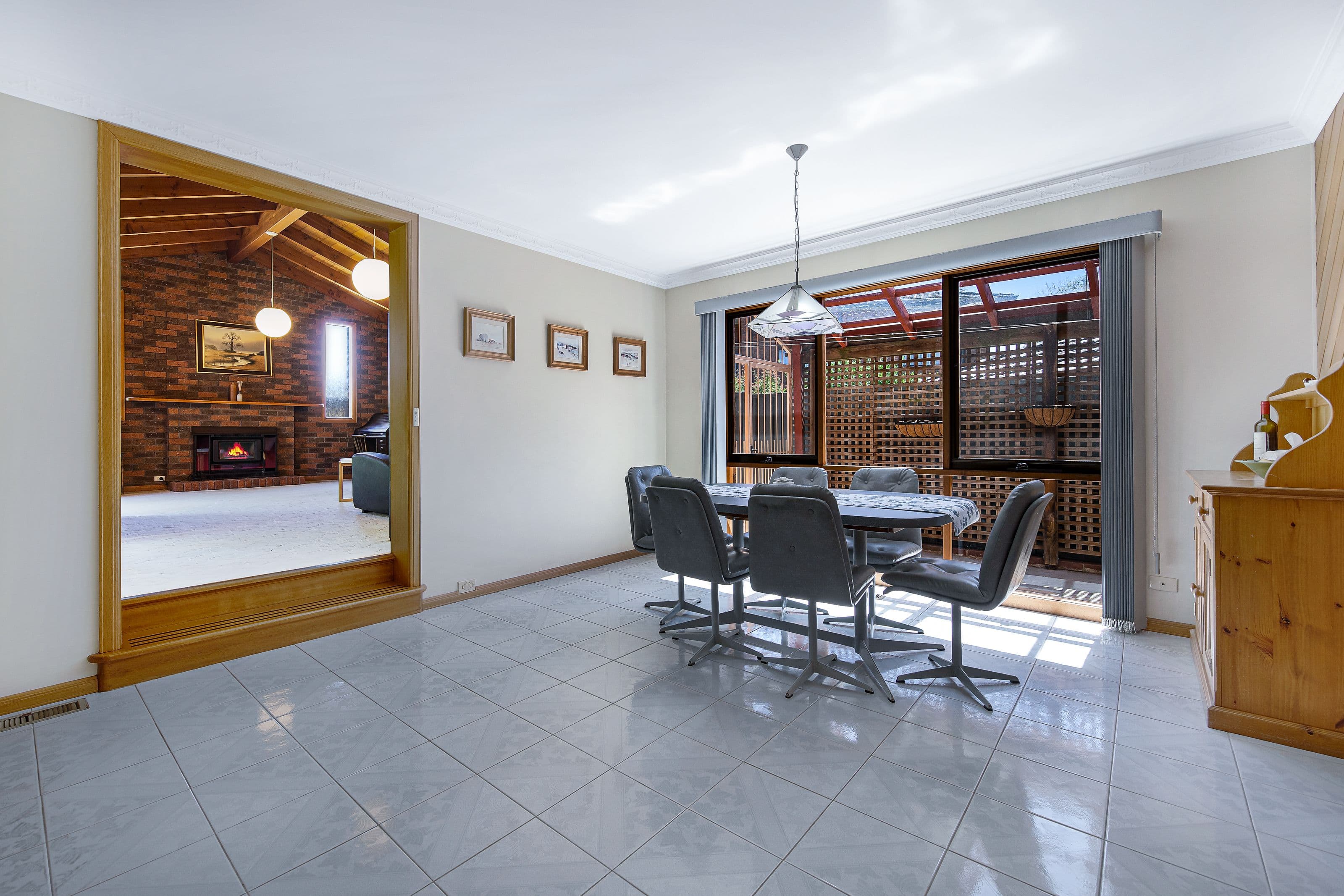 8 Mena Court, Wheelers Hill VIC 3150, Wheelers Hill - Thumbnail 3