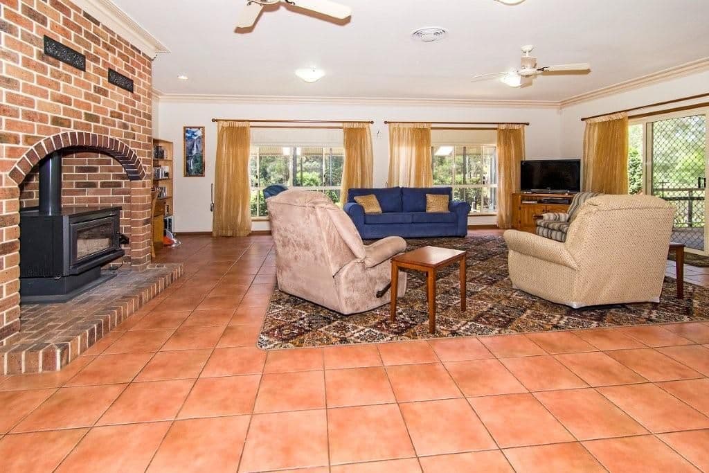 16 Cristina Court, HIGHFIELDS QLD 4352, Highfields - Thumbnail 4