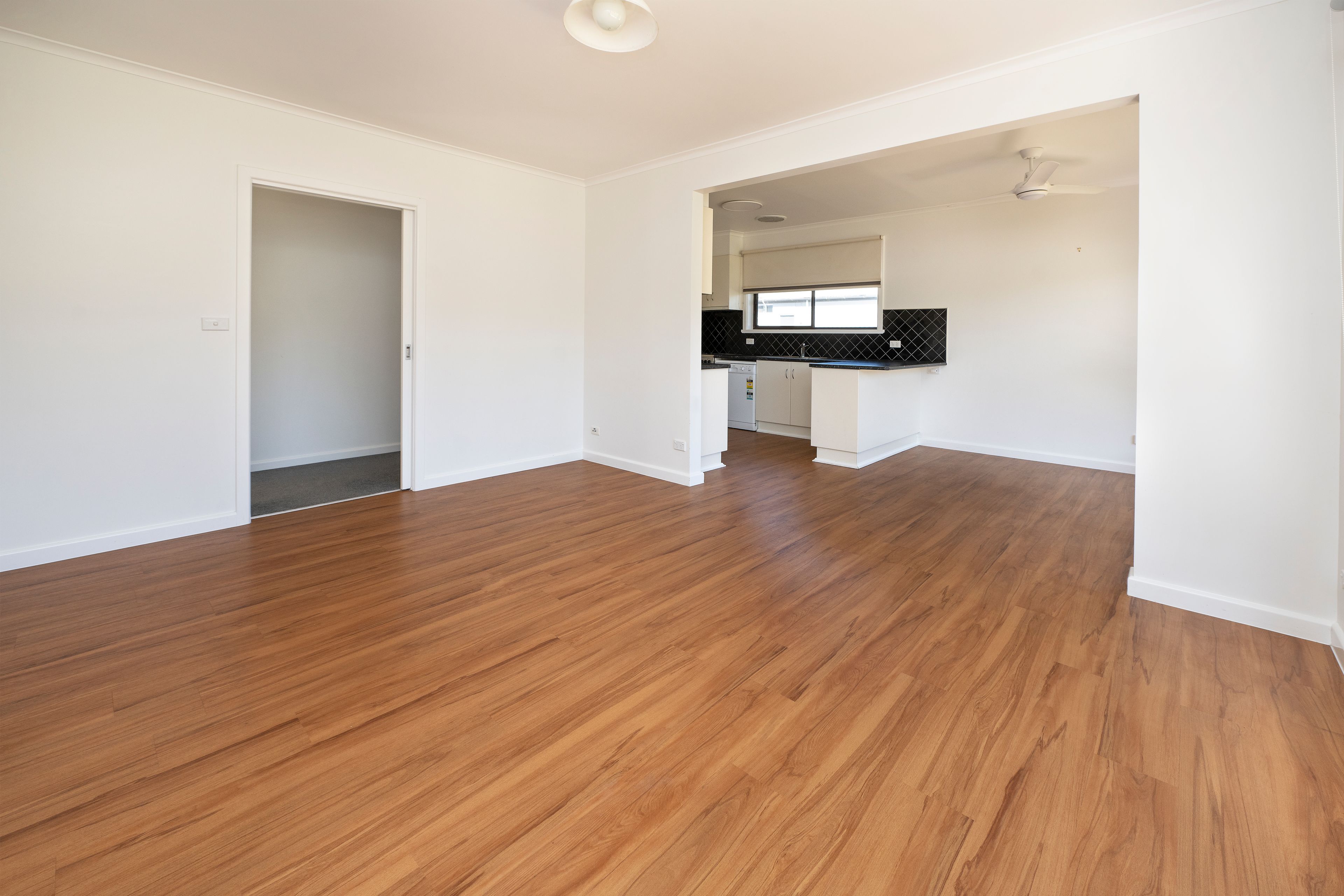 13 Gray Street, Swan Hill VIC 3585, Swan Hill - Thumbnail 4