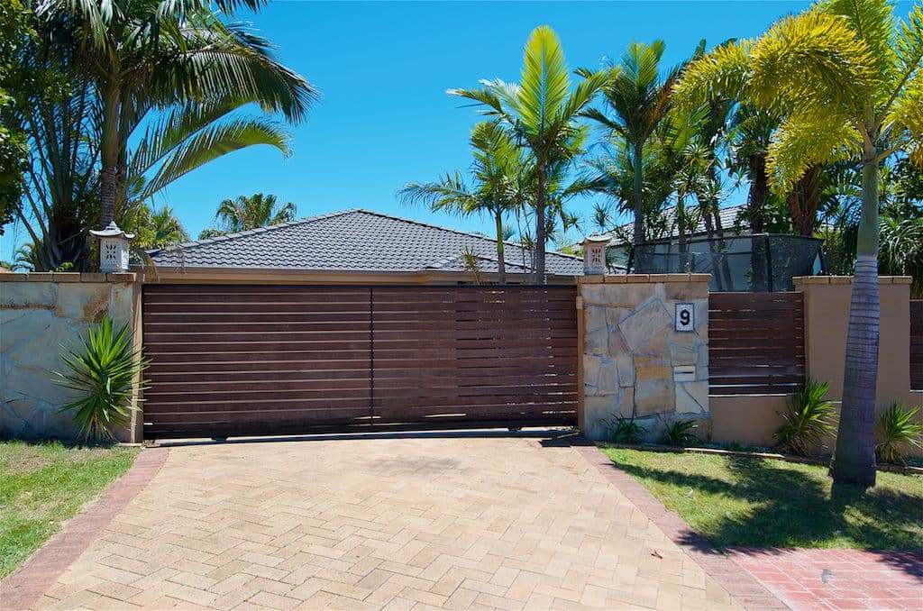 9 Katie Court, Arundel QLD 4214, Arundel - Thumbnail 3