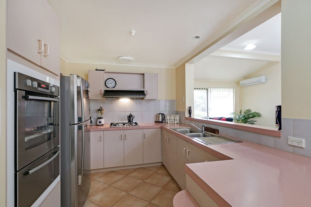 12 Brookglen Court, EPPING VIC 3076, Epping - Thumbnail 2