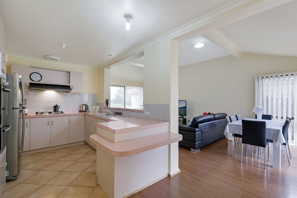 12 Brookglen Court, EPPING VIC 3076, Epping - Thumbnail 4