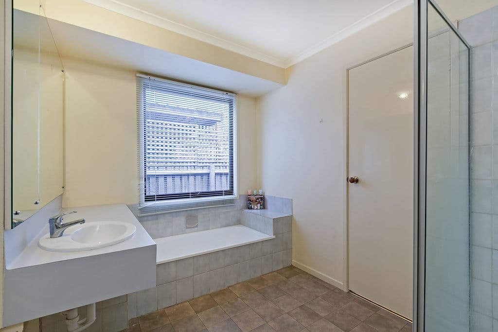 12 Brookglen Court, EPPING VIC 3076, Epping - Thumbnail 7