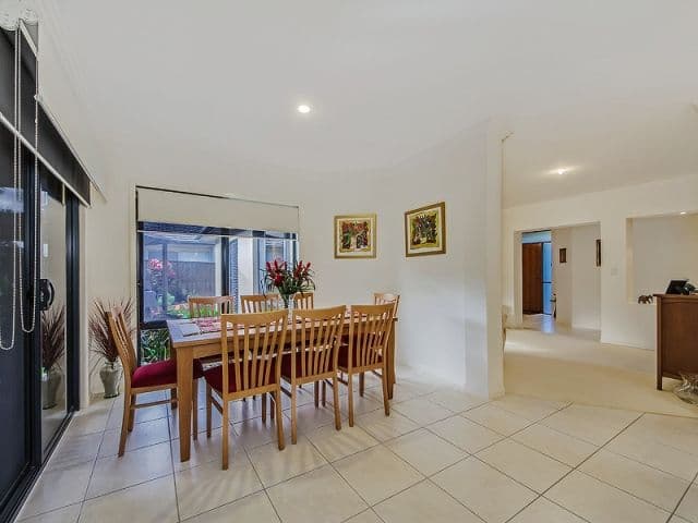 34 Essen Place, OXENFORD QLD 4210, Oxenford - Thumbnail 5